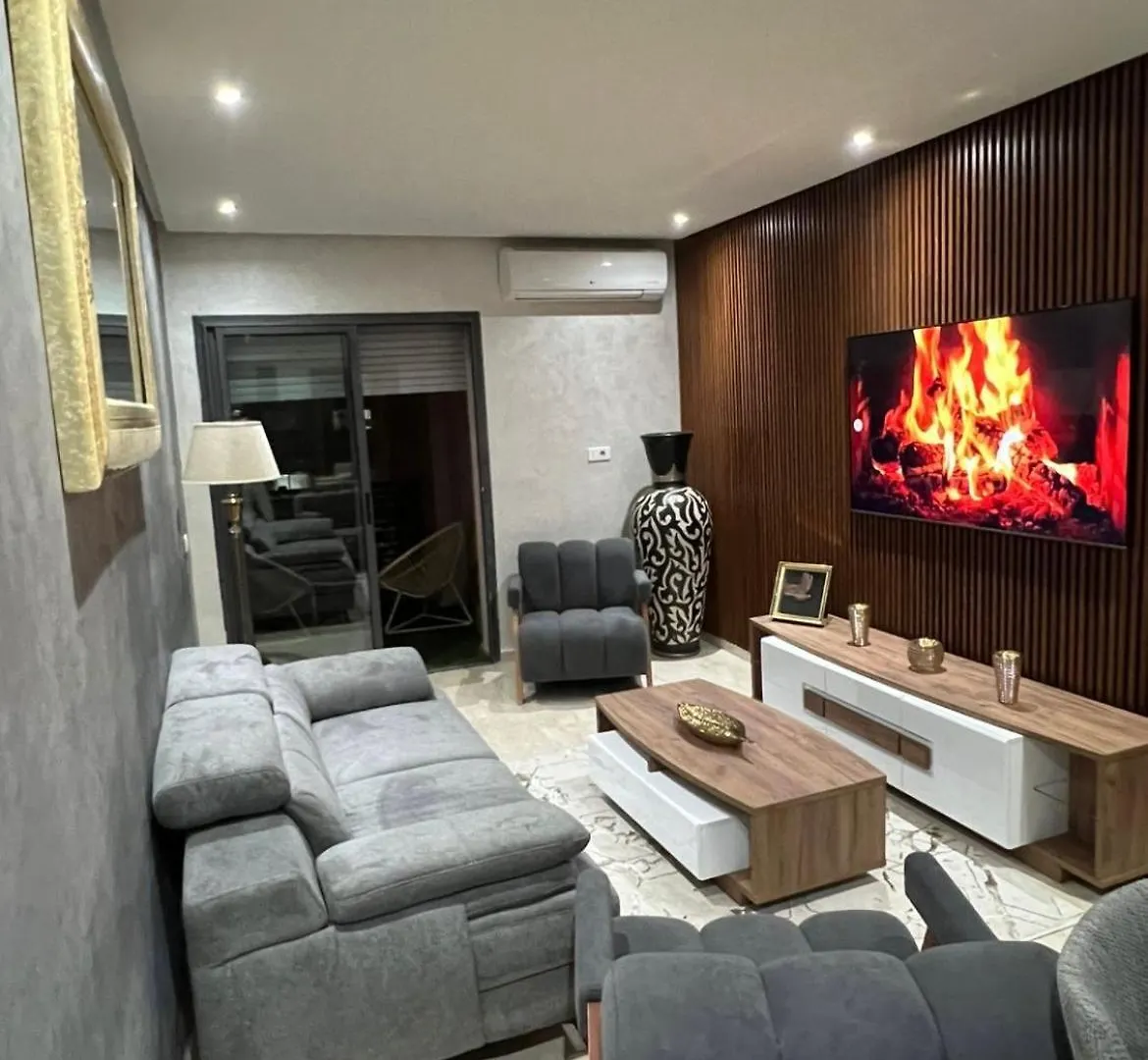 Appartement En Pleine Centre-Ville Gueliz location